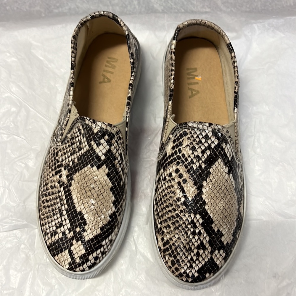 MIA loafers